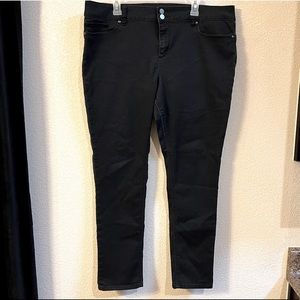 NY&CO Skinny Jeans Soho Curve Creator - BLACK